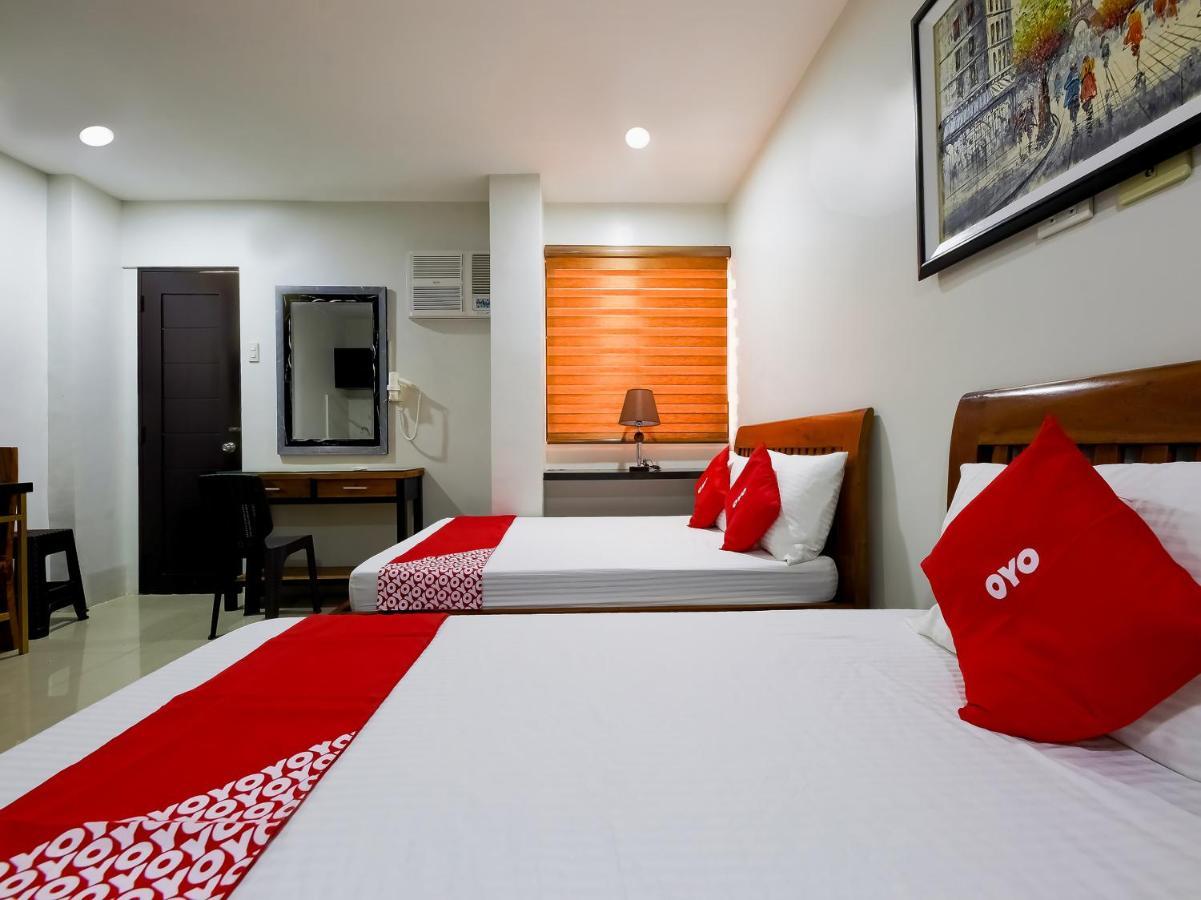 Doña Aurora Condotel Ciudad Quezon Exterior foto